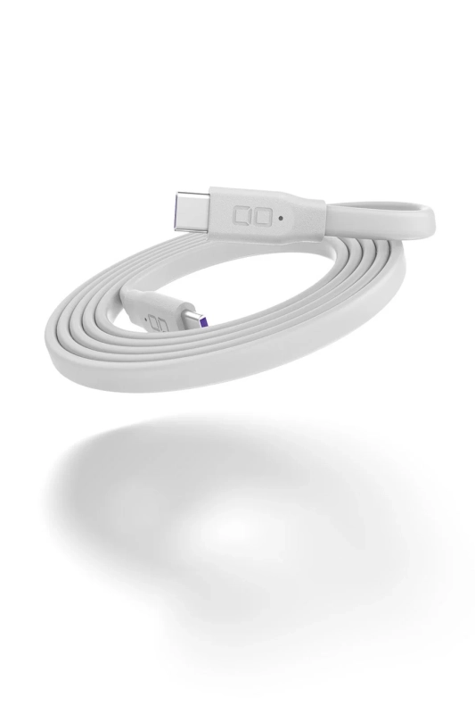 ホワイトのケーブル