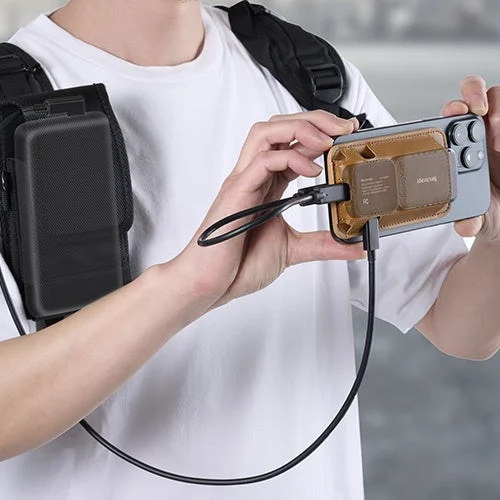 モバイルバッテリーと接続して充電