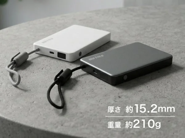 薄型軽量デザイン