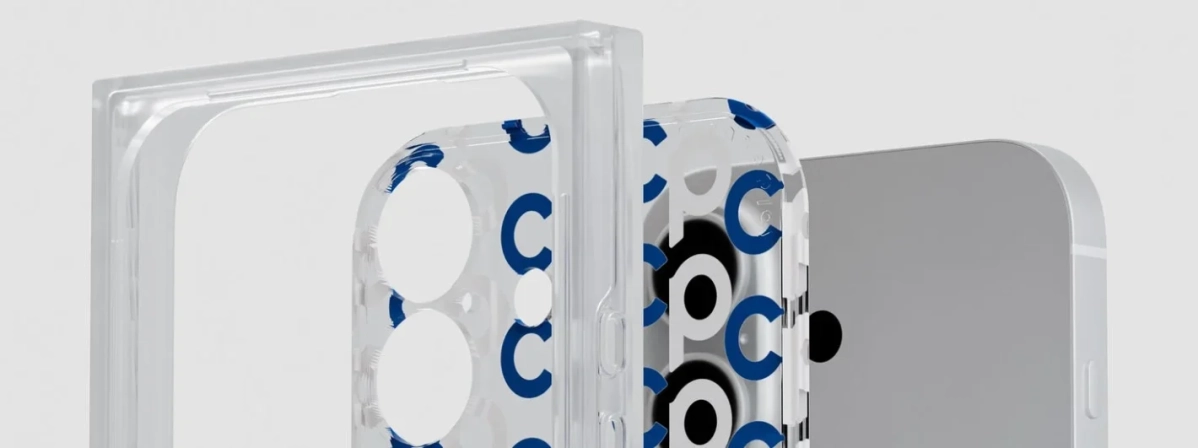 透明なスマートフォンケースとスマートフォンの層状構造