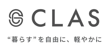 「CLAS」のブランドロゴと、「“暮らす”を自由に、軽やかに」というスローガンが描かれた画像です。自由で軽やかなライフスタイルを提案する企業のアイデンティティを示しています。