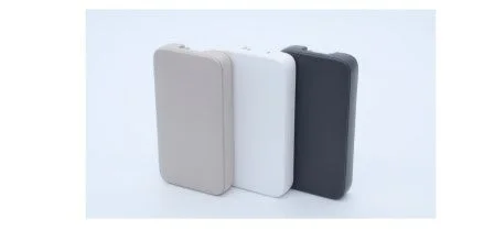 薄型USBチャージャー