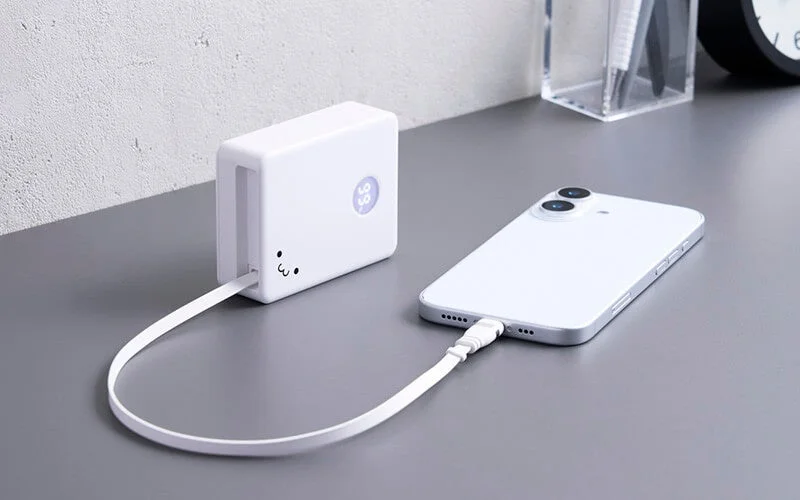 しろちゃんモデルのモバイルバッテリー