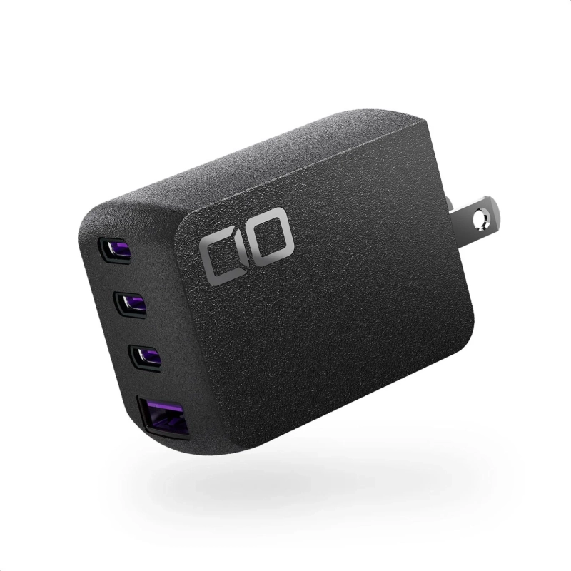黒い質感のあるコンパクトなUSB充電器