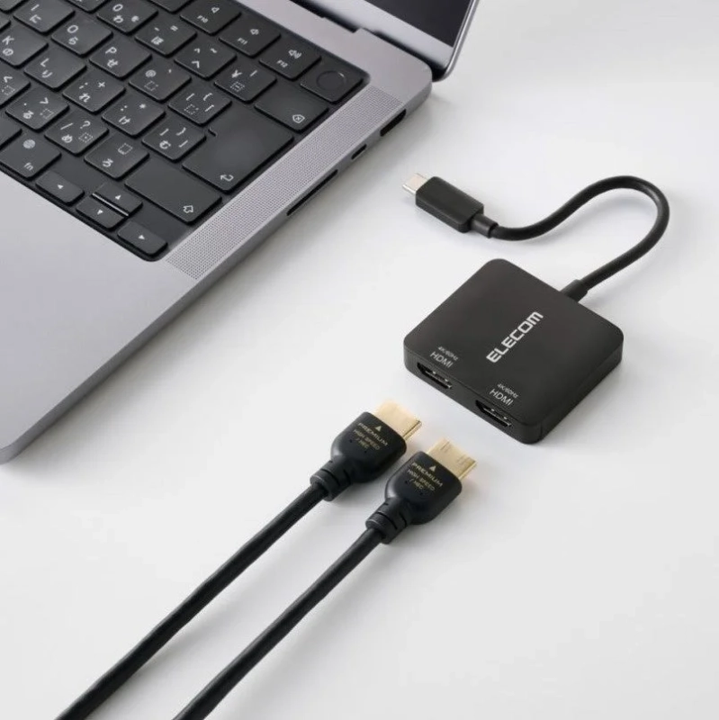 エレコム製のUSB-CからHDMIに変換するアダプタと2本のHDMIケーブル