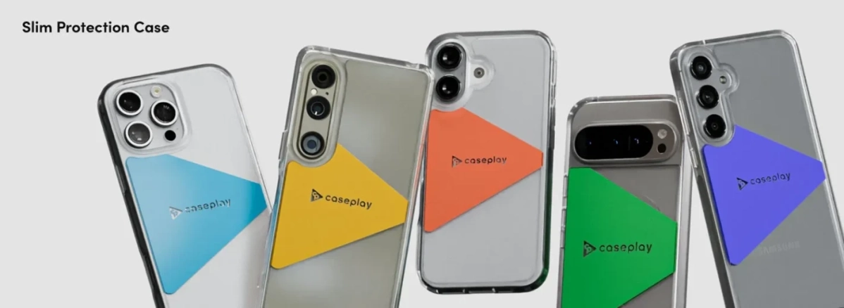 複数のスマートフォンに装着されたスリムな保護ケース